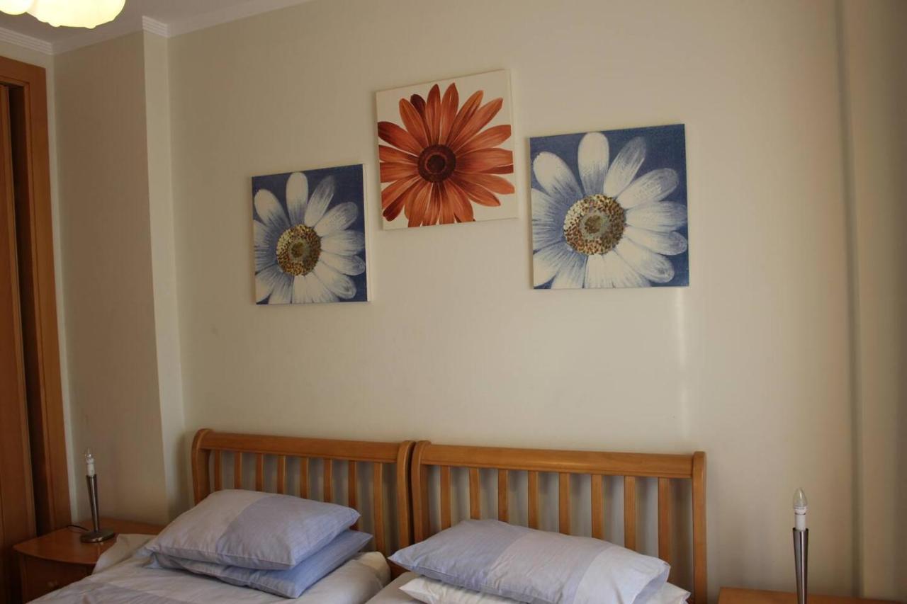 Apartment Charming 3-bed In *